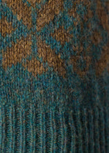 Load image into Gallery viewer, Fair Isle Vest in Army